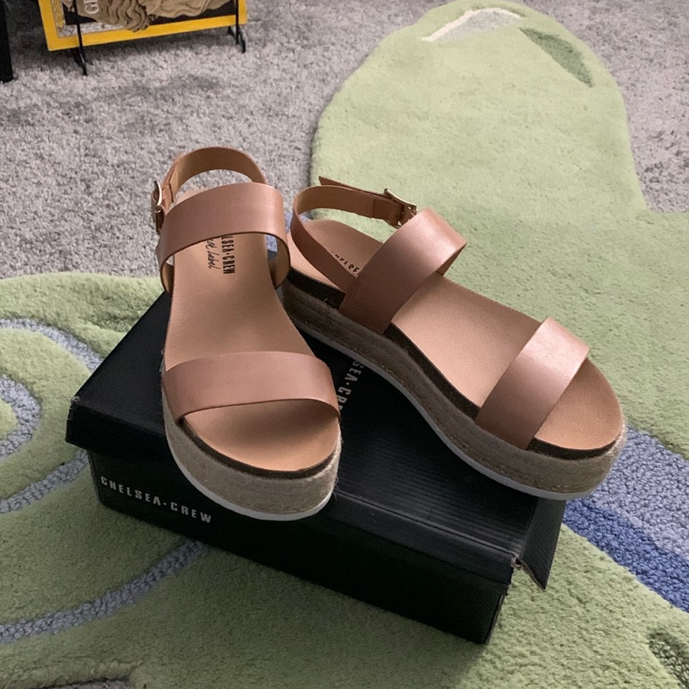 tan& gold espadrilles! never worn, damage to the box from moving